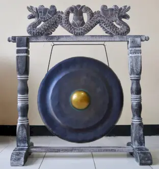 Medium Gong i stativ - 35 cm - Sort gong med drage