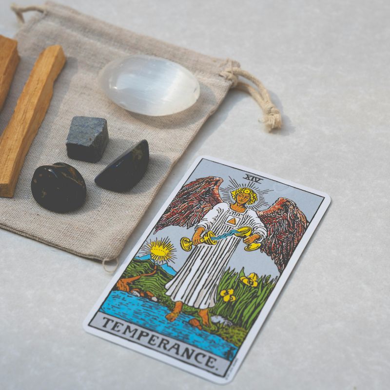 Træk et Tarotkort hos Indre Healing og få dagens budskab!